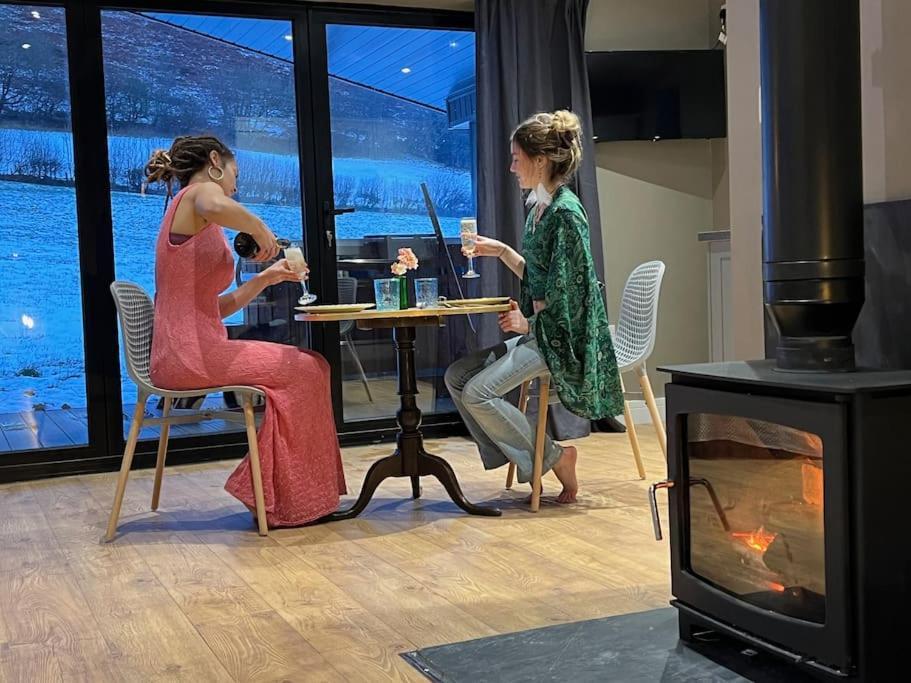 Вілла Quirky, Luxury Hideaway Llanbrynmair Екстер'єр фото