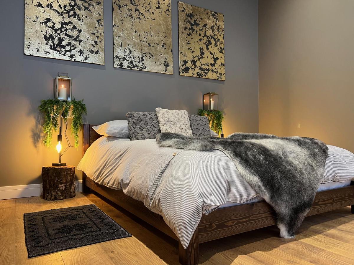 Вілла Quirky, Luxury Hideaway Llanbrynmair Екстер'єр фото